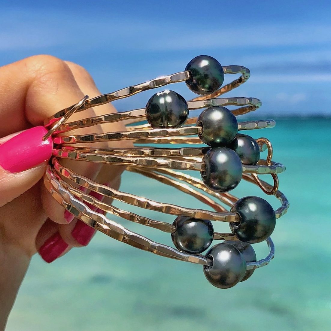 Tahitian Pearl Bangle Bracelet Handmade in Hawaii using stunning