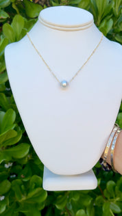 White South Sea Floater Necklace