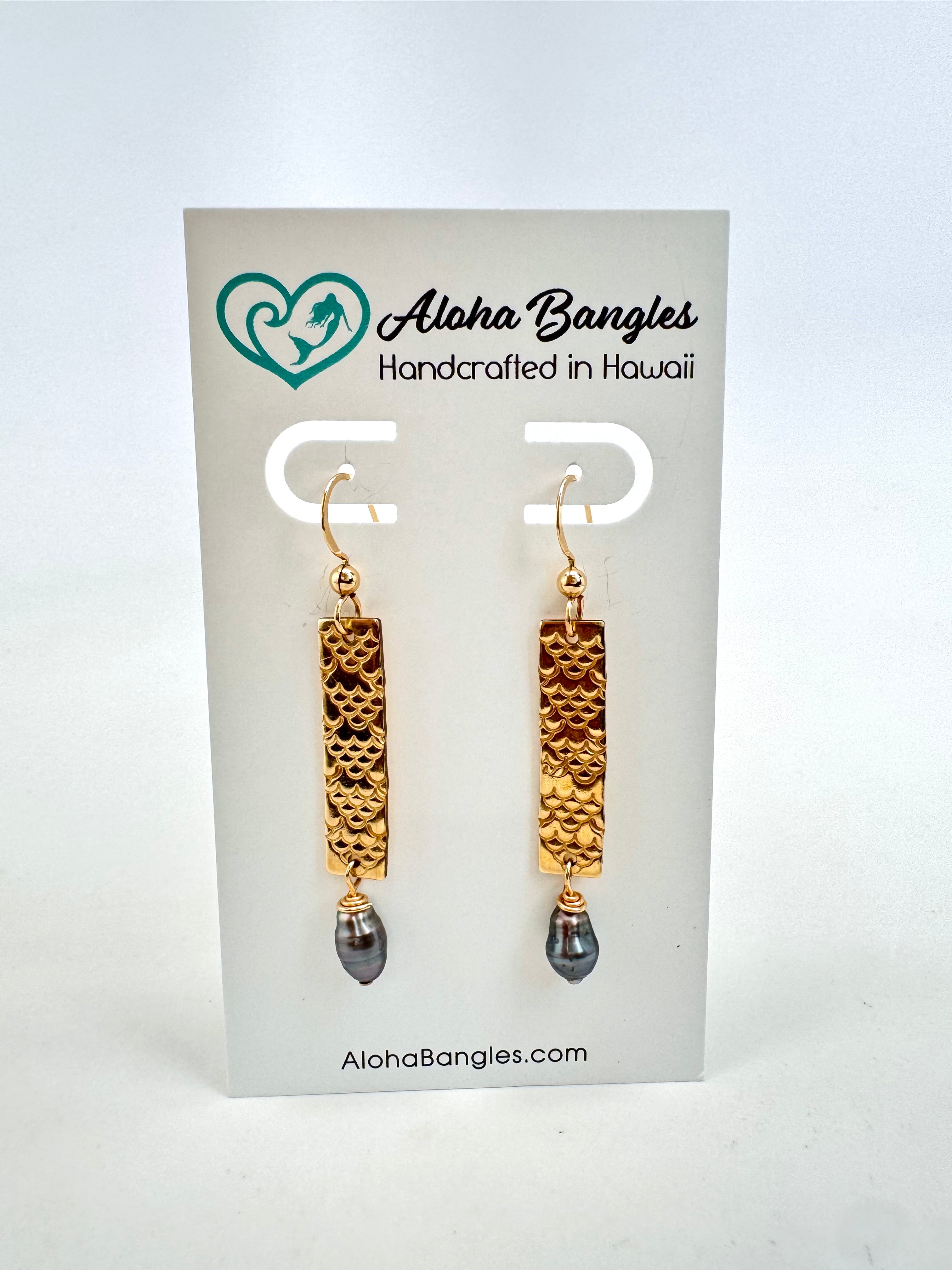 Mermaid Scale Tahitian Keshi Bar Earrings