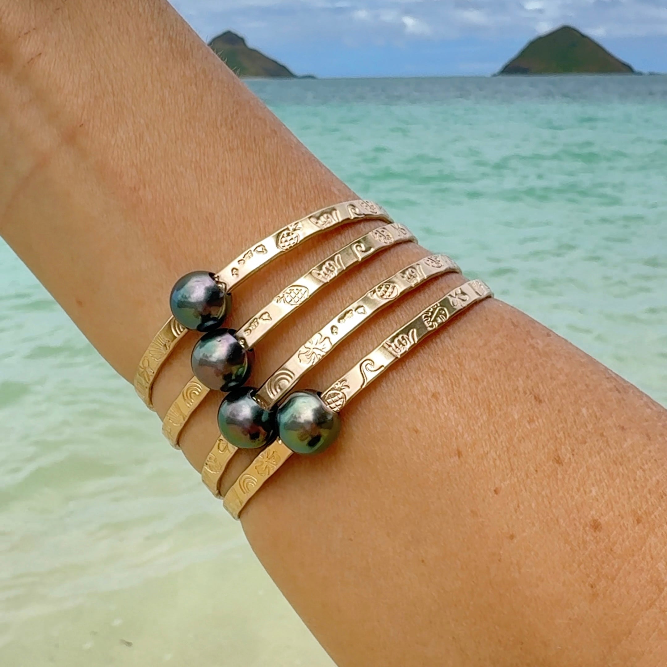 Aloha Bangles Hawaiʻi Icon Signature Bangle Bracelet
