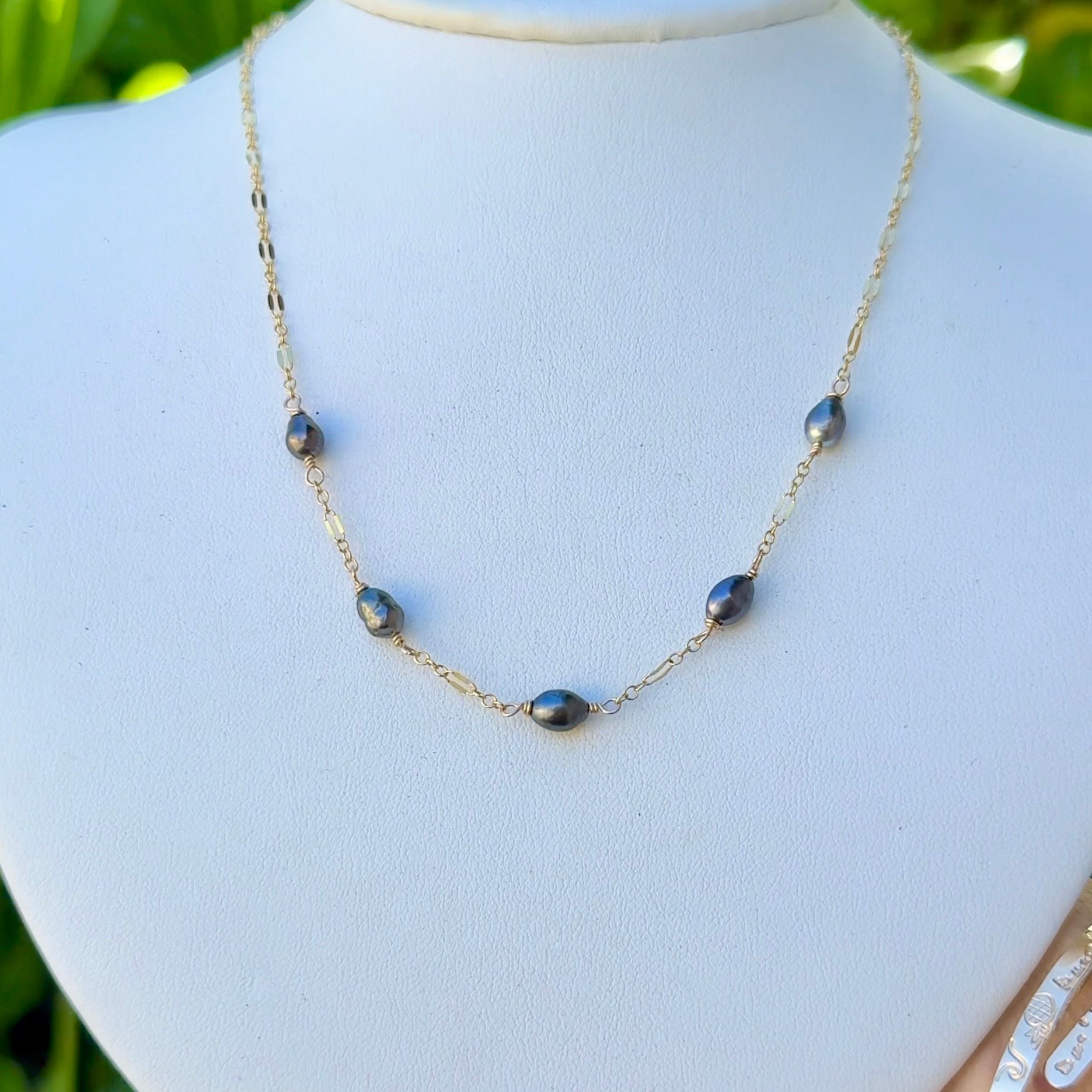 Tahitian Keshi Mini Lei Necklace