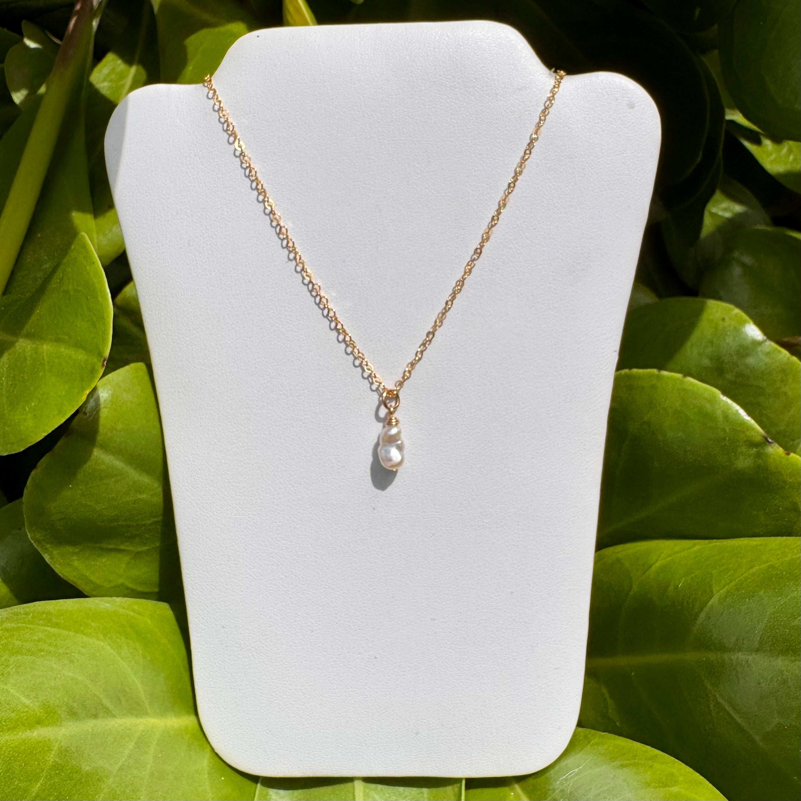 White Edison Keshi Pendant Necklace - 18"