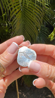Sunrise Shell Bezel Necklace With Honu (Sea Turtle) Engraving