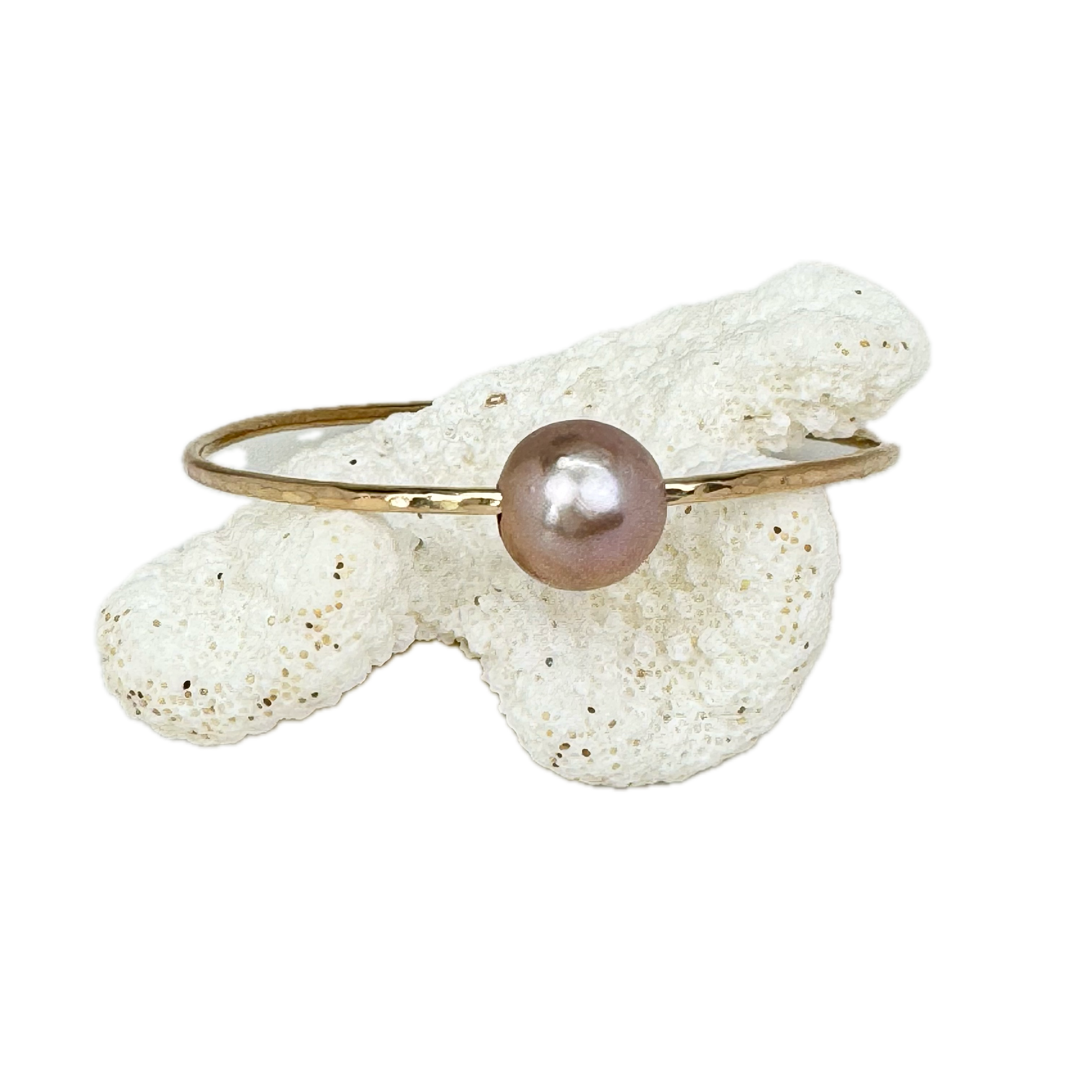 7.5" Pink Edison Pearl Bangle