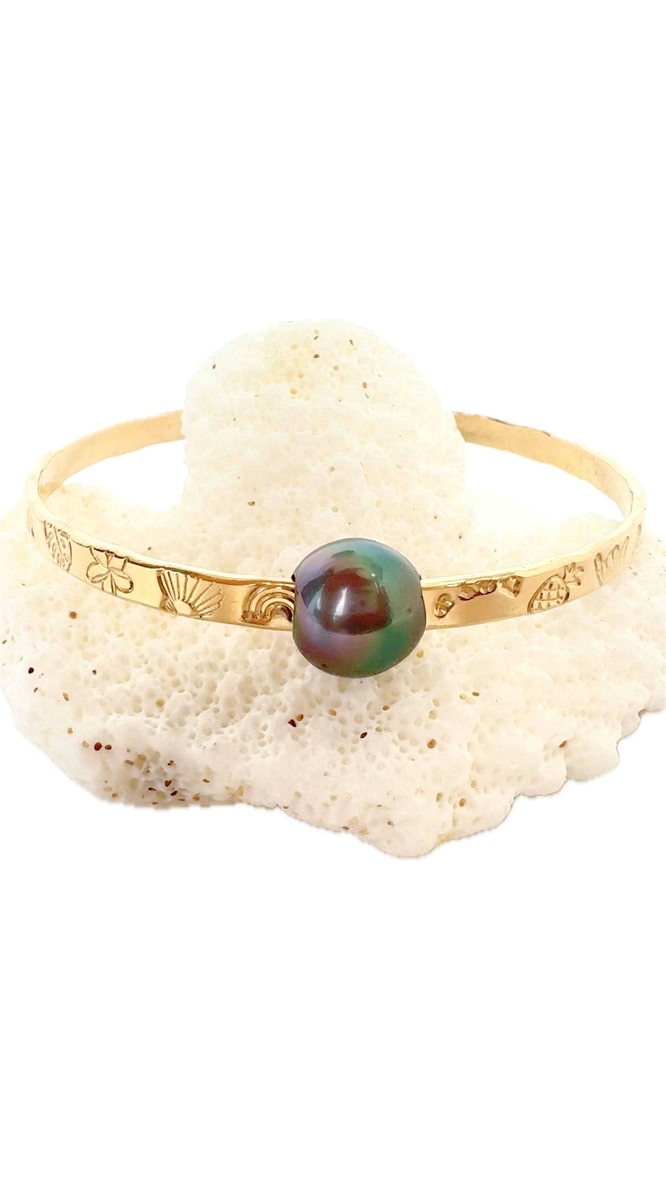 7.5" Hawaii Icon Tahitian Pearl Signature Bangle Bracelet