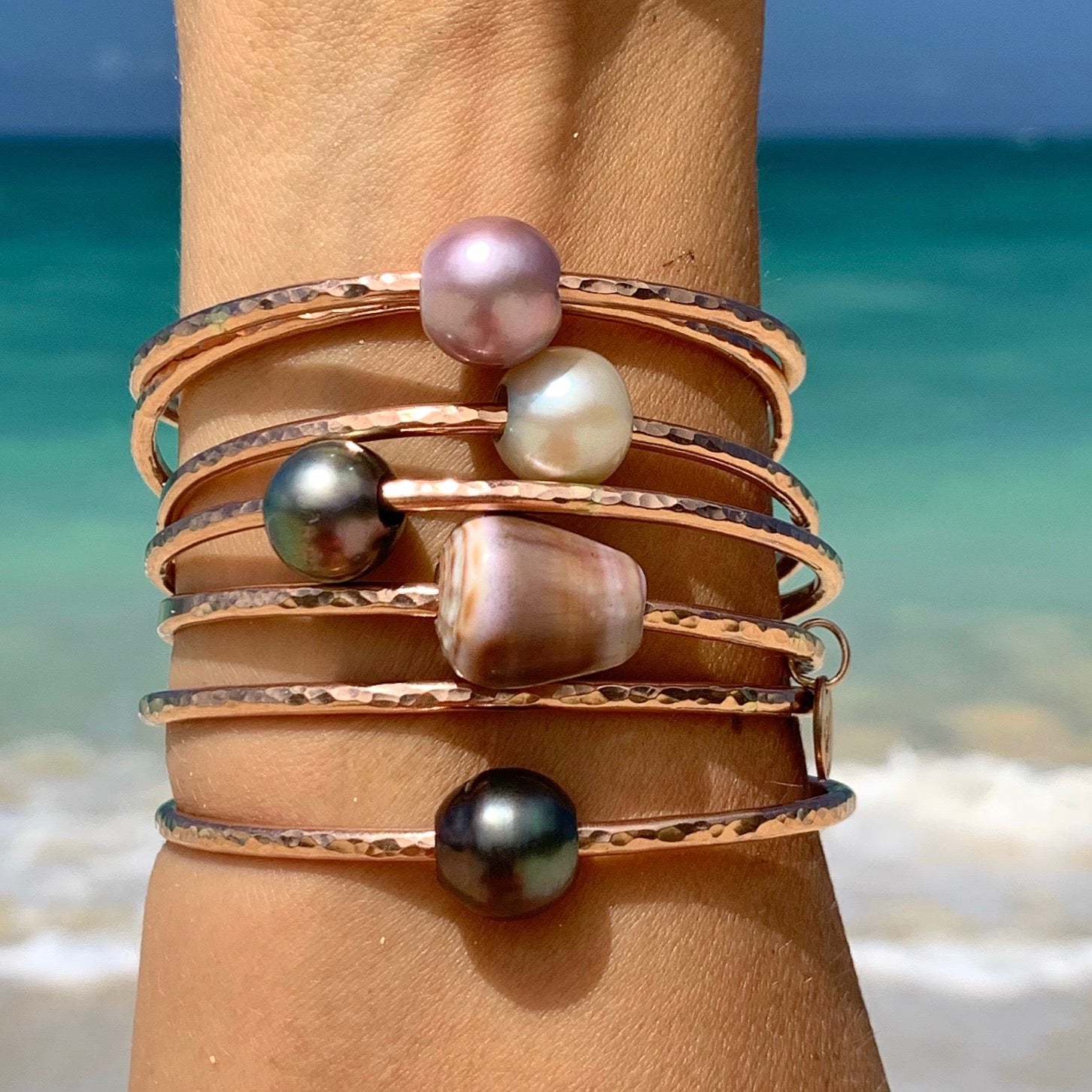 Hawaiian Heirloom 5mm Lucky Jade Trio Bangle Bracelet Hawaiian Heirloom 5mm Lucky Jade Trio Bangle Bracelet