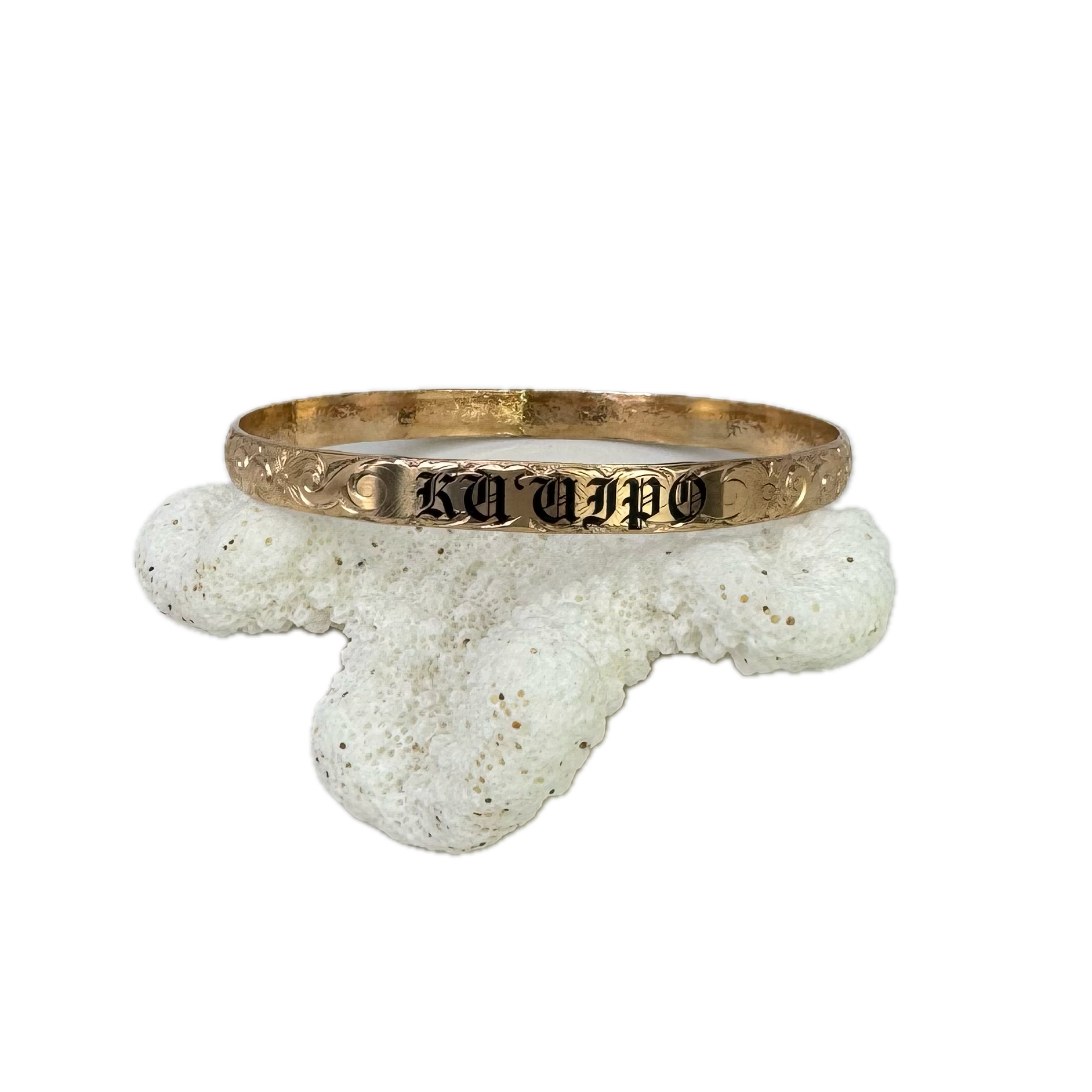 8" Kuʻuipo (Sweetheart) 6mm Engraved Hawaiian Heirloom Bangle Bracelet