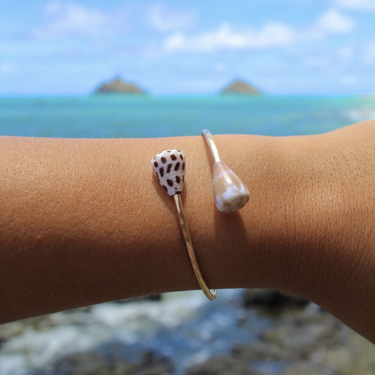 Shell Cuff KISS Cone Shell Cuff – Aloha Bangles