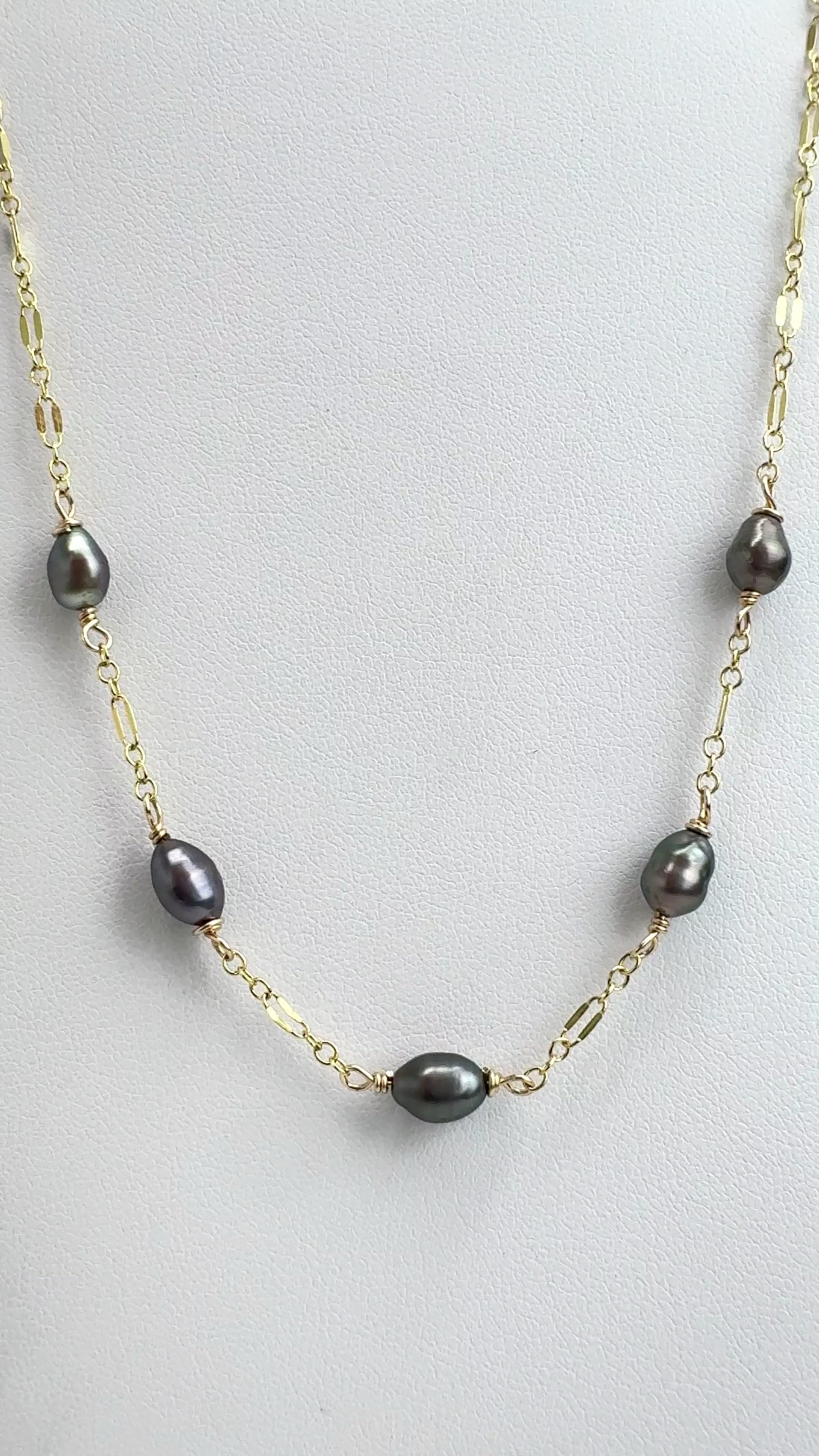 Tahitian Keshi Mini Lei Necklace