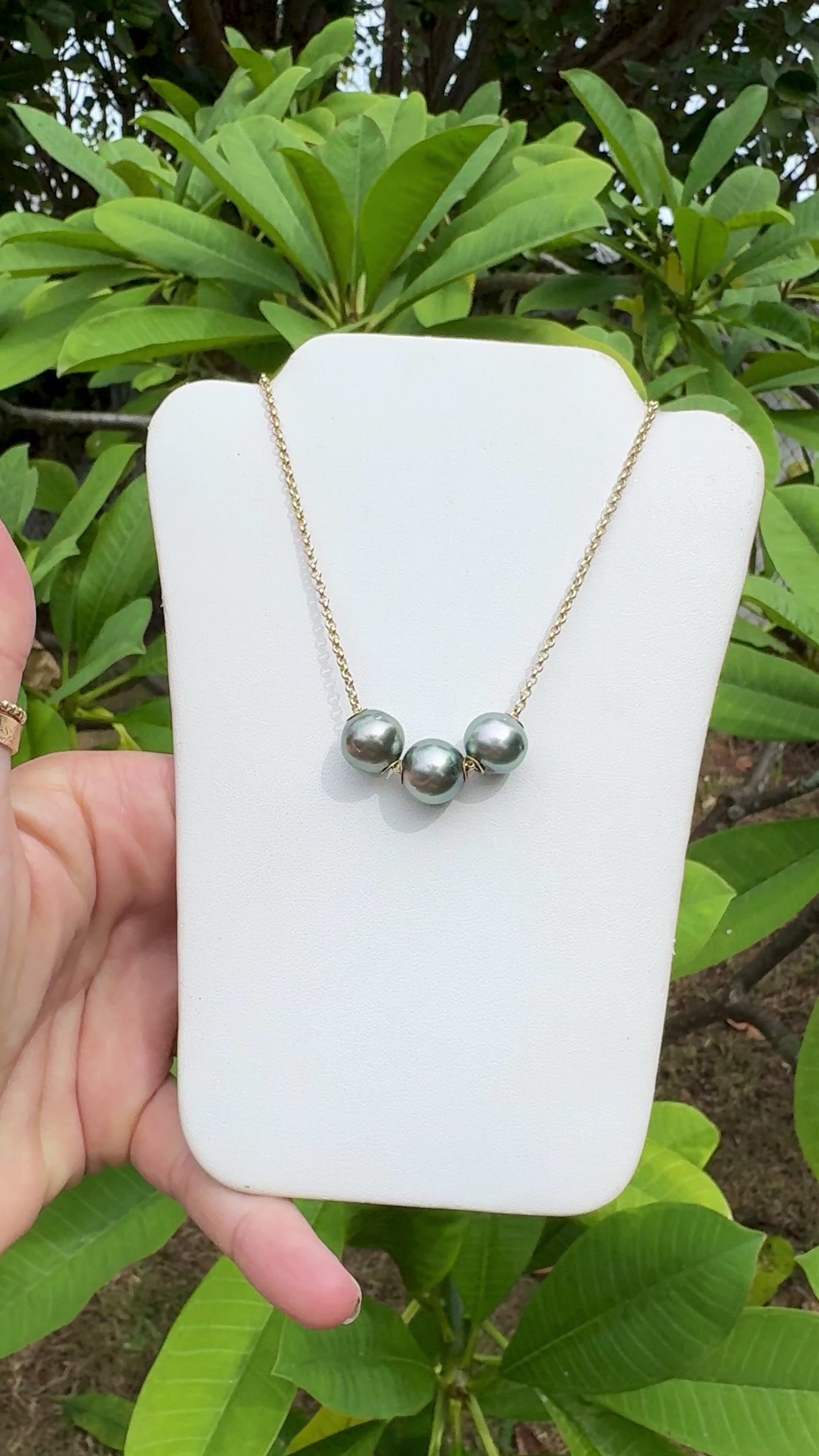 Tahitian Princess Floater Necklace