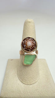 Tropical Gangster - Puka Shell & Sea Glass Bezeled Ring