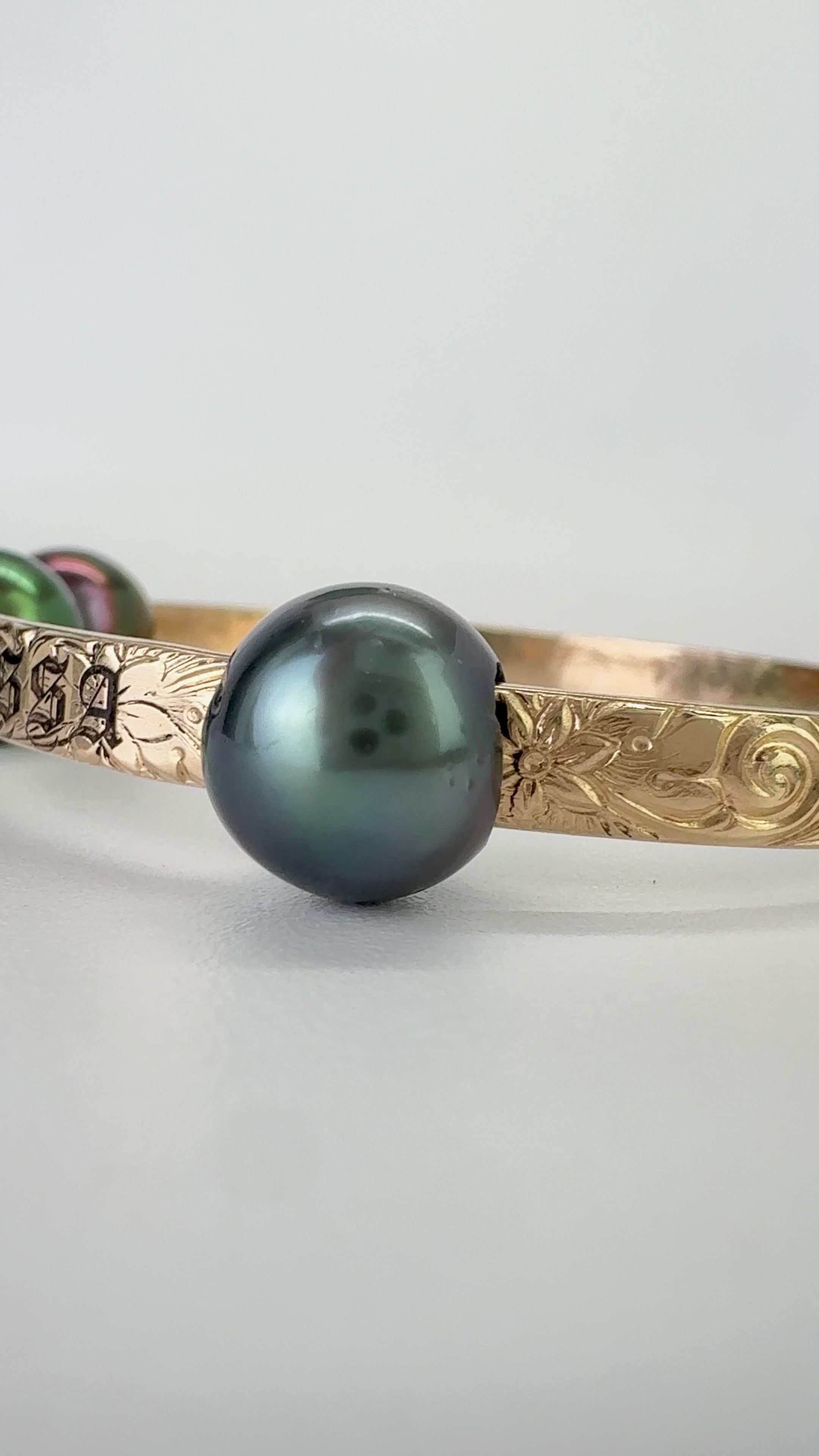 Custom Engraved Hawaiian Heirloom Bangle Bracelet