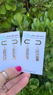 Nu’uanu Engraved Bar Earrings