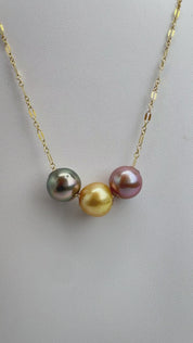 Princess Floater Necklace