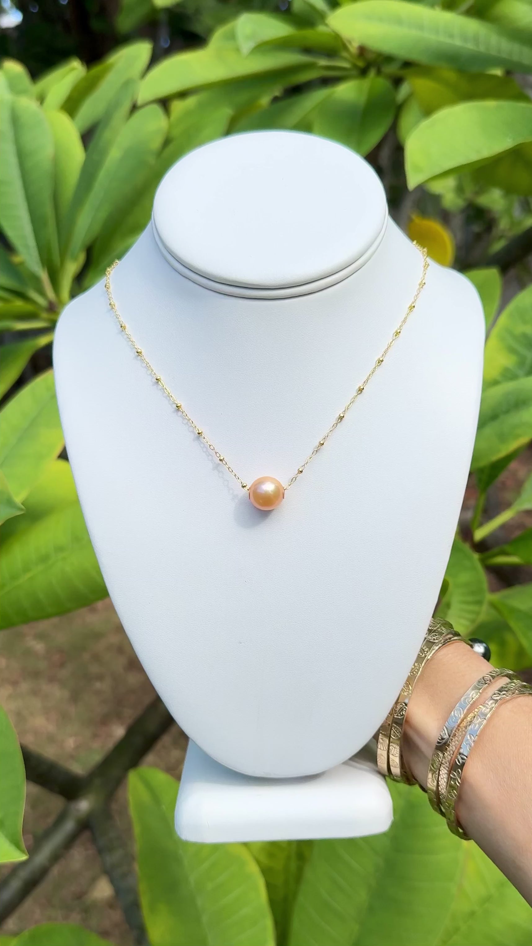 AAAA Edison Floater Necklaces