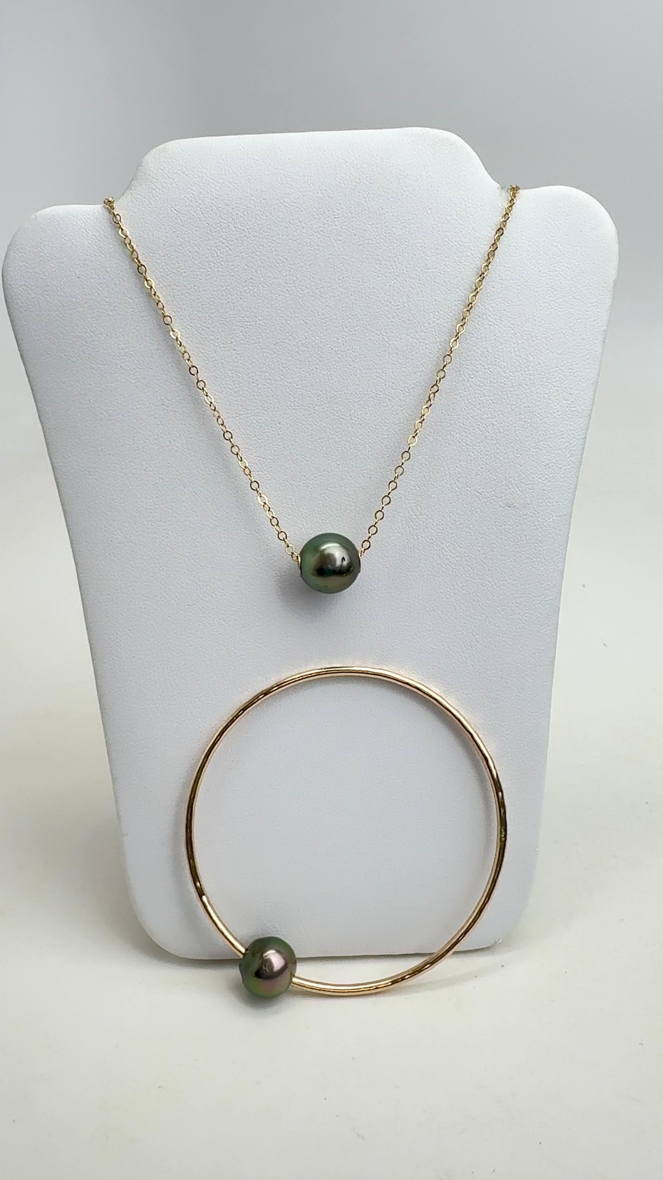 Tahitian Pearl Bangle & Tahitian Pearl Necklace Bundle