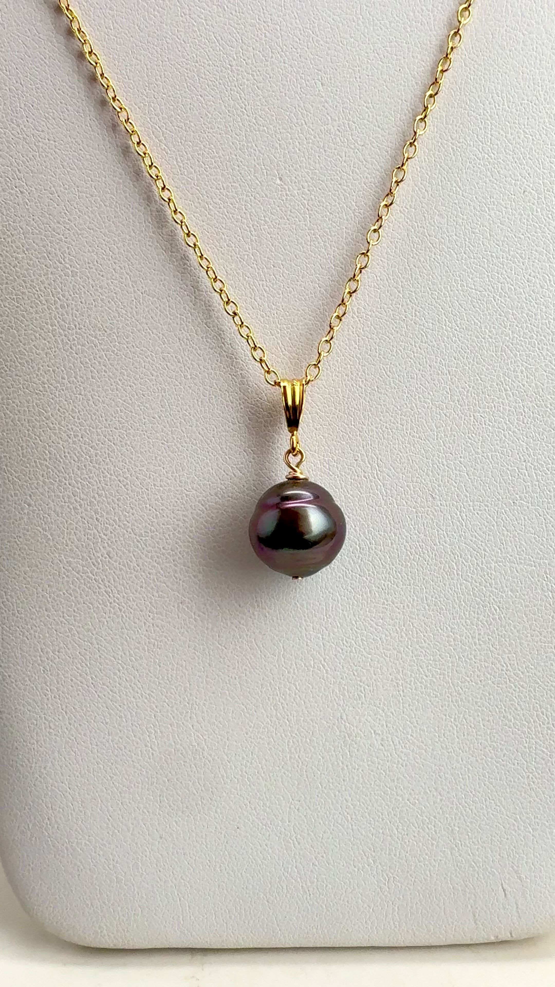 Tahitian Pearl Pendant Necklace